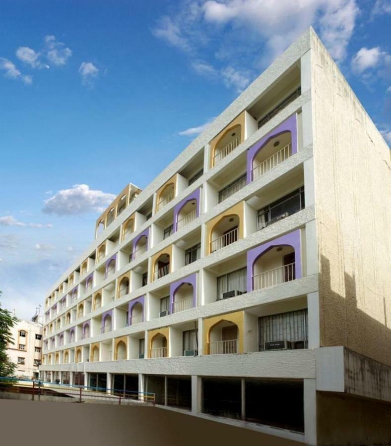 Hotel Jaya International Hyderabad Exterior foto
